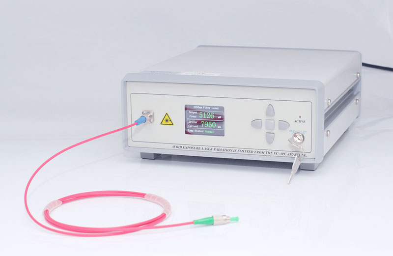1540nm 100mW PM Fiber Laser Benchtop FL-1540-100-PM-B 1540~1565nm Wavelength Customizable